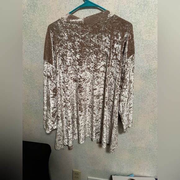 Women’s 7th Ray velvet cardigan - Picture 2 of 5